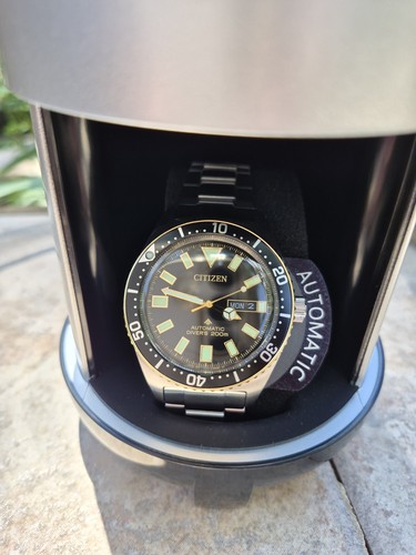 Citizen Promaster Automatic Diver 200m Day/Date Black Dial Steel Bracelet Box