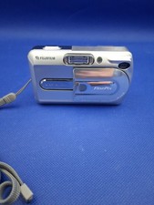 Fujifilm FinePix A Series A340 4.0MP Digital Camera - Silver - TESTED / WORKS