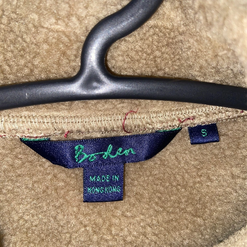 Chaleco Boden Mujer Pequeño Borgoña Imitación Gamuza Sherpa Borde Botón Frontal Vellón Línea Foto 3 de 4