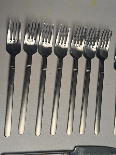 J A Henckels 18/10 - Speed - flatware set 35 pcs - Picture 6 of 11