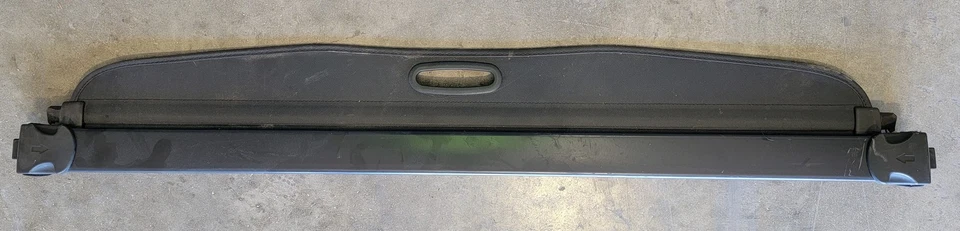 Hyundai Elantra 2011 cubierta de carga retráctil OEM Foto 2 de 2