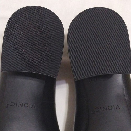 Vionic NEW Black Carmel Block Heels Round Toe Leather Pump US 7 - Picture 15 of 15