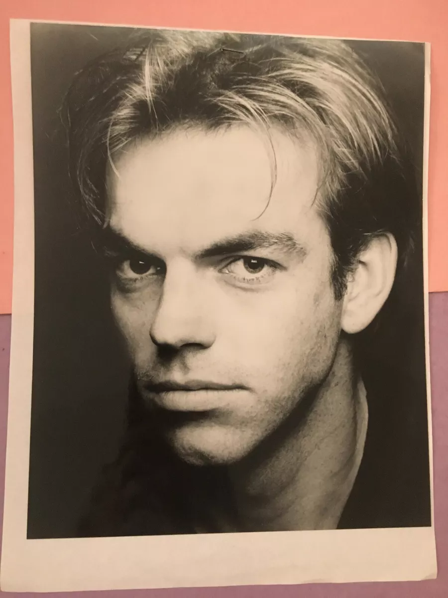 Hugo Weaving , original talent agency headshot photo with credits