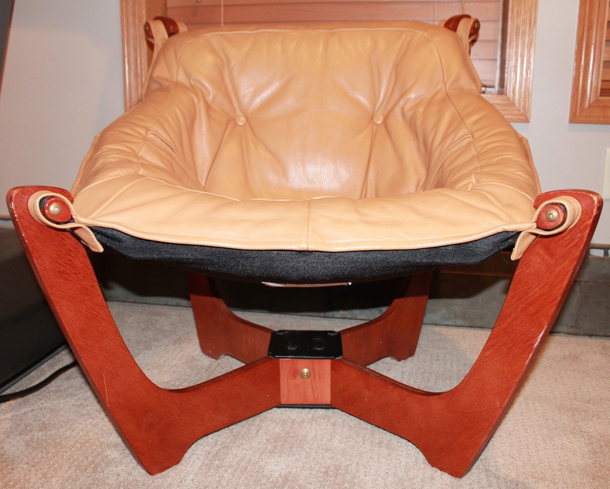 【良品】イエリアーダ LUNA CHAIR ルナチェア ヴィンテージ ノルウェー製ビンテージ本革椅子LUNAチェア｜アンバーデザイン
