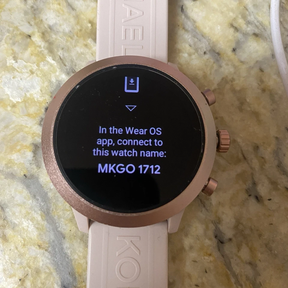 Reloj inteligente Michael Kors Access MKGO ROSA Foto 4 de 4