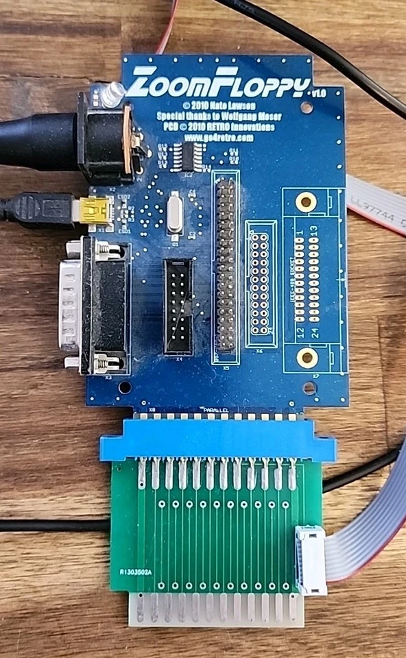 Adaptador Commodore 64 ZoomFloppy con Datel Burst Parallel y paquete de unidad 1541 Foto 3 de 4