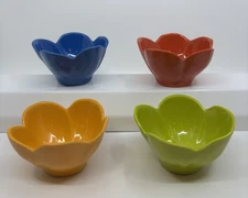 Set of 4  Melamine Flower Shaped Small Bowls Red Yellow Green & Orange BPA Free