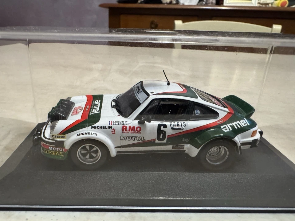 Porsche Carrera Armel rally 1:43 Minichamps nuova in box da collezione - Immagine 2 di 4