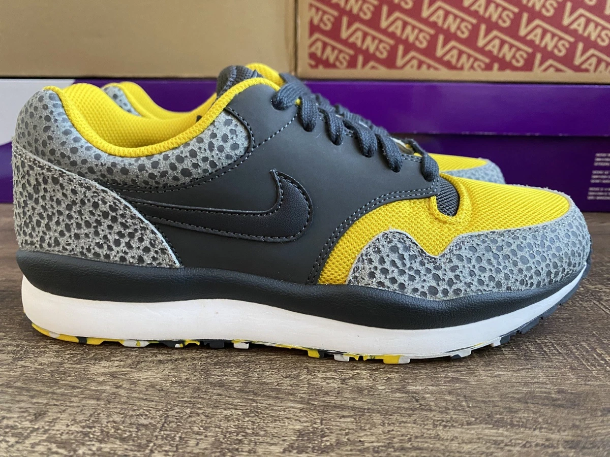 Nike Air Safari LE Anthracite Black Purple Mens Sneakers 371740 015 Purple Am1 Safari Nike Air Safari LE Anthracite White Black  main image 2