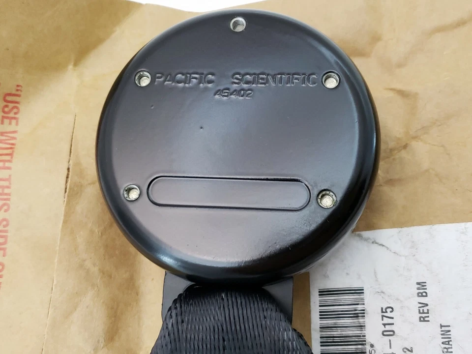 Conjunto de sujeción de hebilla giratoria para avión PN 1101750-01 excedente militar Foto 4 de 4