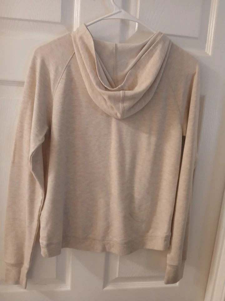 Sudadera con capucha beige claro para niña Danskin Now.  Talla XL. Foto 2 de 4