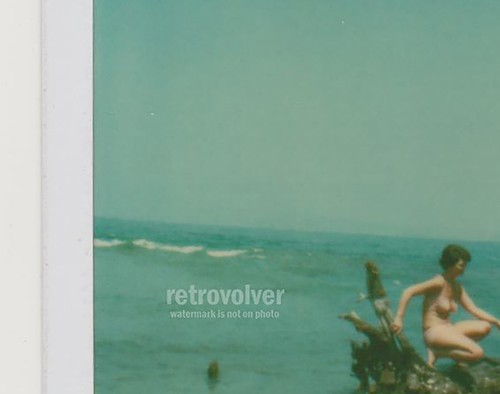 Bastante Atractivo Mujer Joven Playa Bikini Naturaleza Mujer Tetona Polaroid® Foto - Imagen 4 de 7