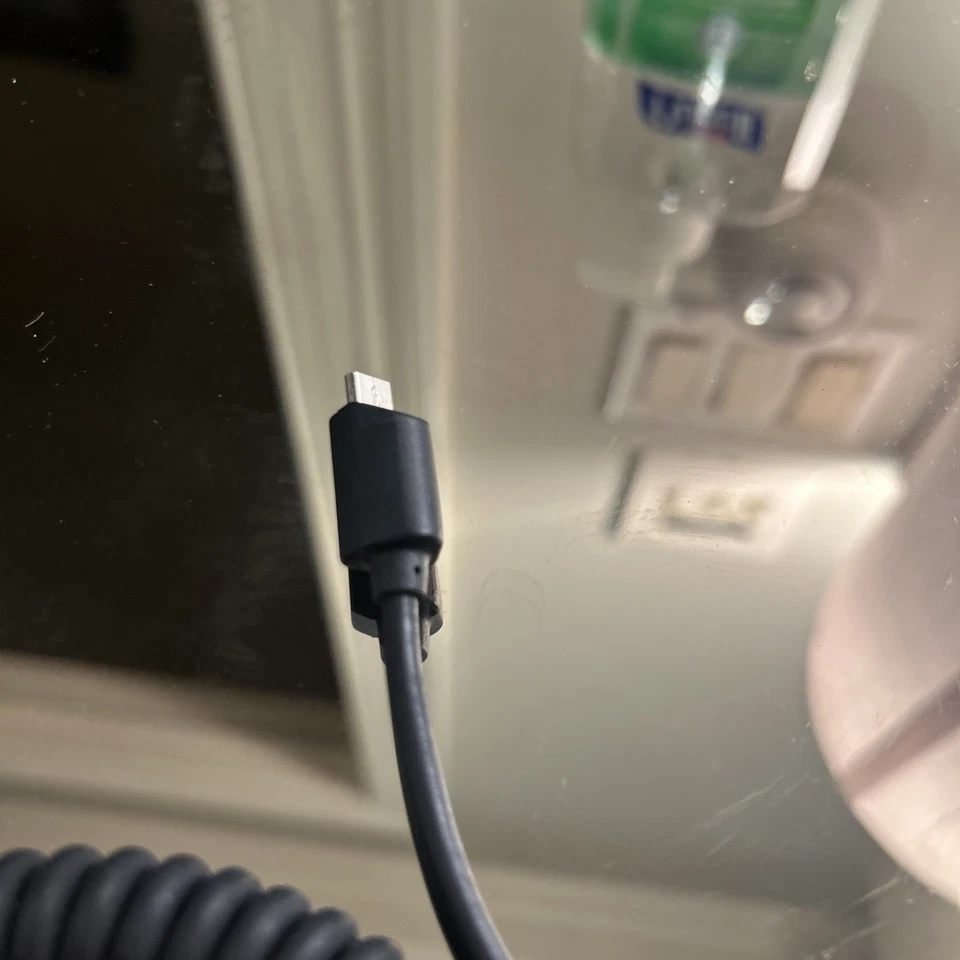 Original Verizon Micro-USB Car Charger w/Extra USB LED Light for Samsung Phones - Image 3 of 3