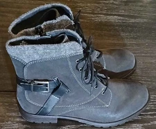 Pre-Loved Crown Vintage Blackish Gray Suede Boots Size 9.