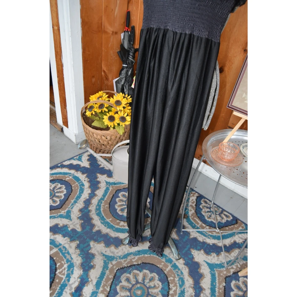 Mono de Juego Años 70 'UndercoverWear' Sin Tirantes Encaje Cintura Elástica Negro Talla Mediana Foto 2 de 4