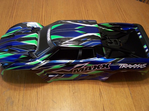 Fits Traxxas 1/5 X-Maxx Green Blue Black Painted Body Internal Support Mount 8s - Picture 4 of 7