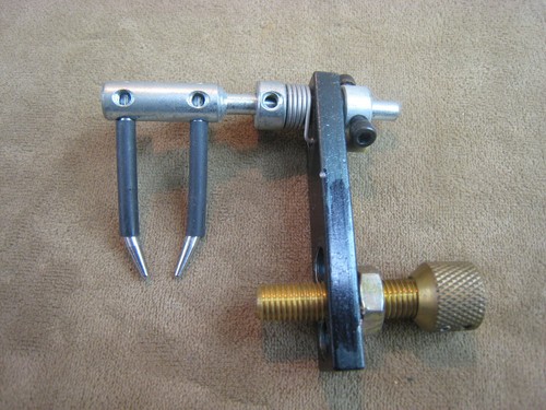 TIGHT! GKF 2 PRONG ADJUSTABLE BOW MOUNT ARROW REST - Picture 4 of 5