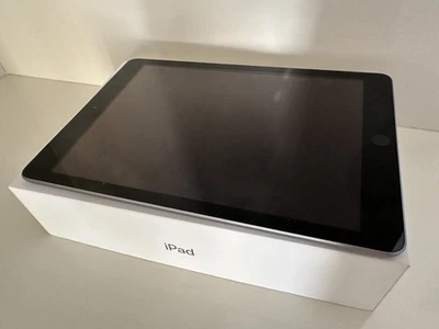 Apple iPad 9 · 128GB · Wi-Fi + Cellular