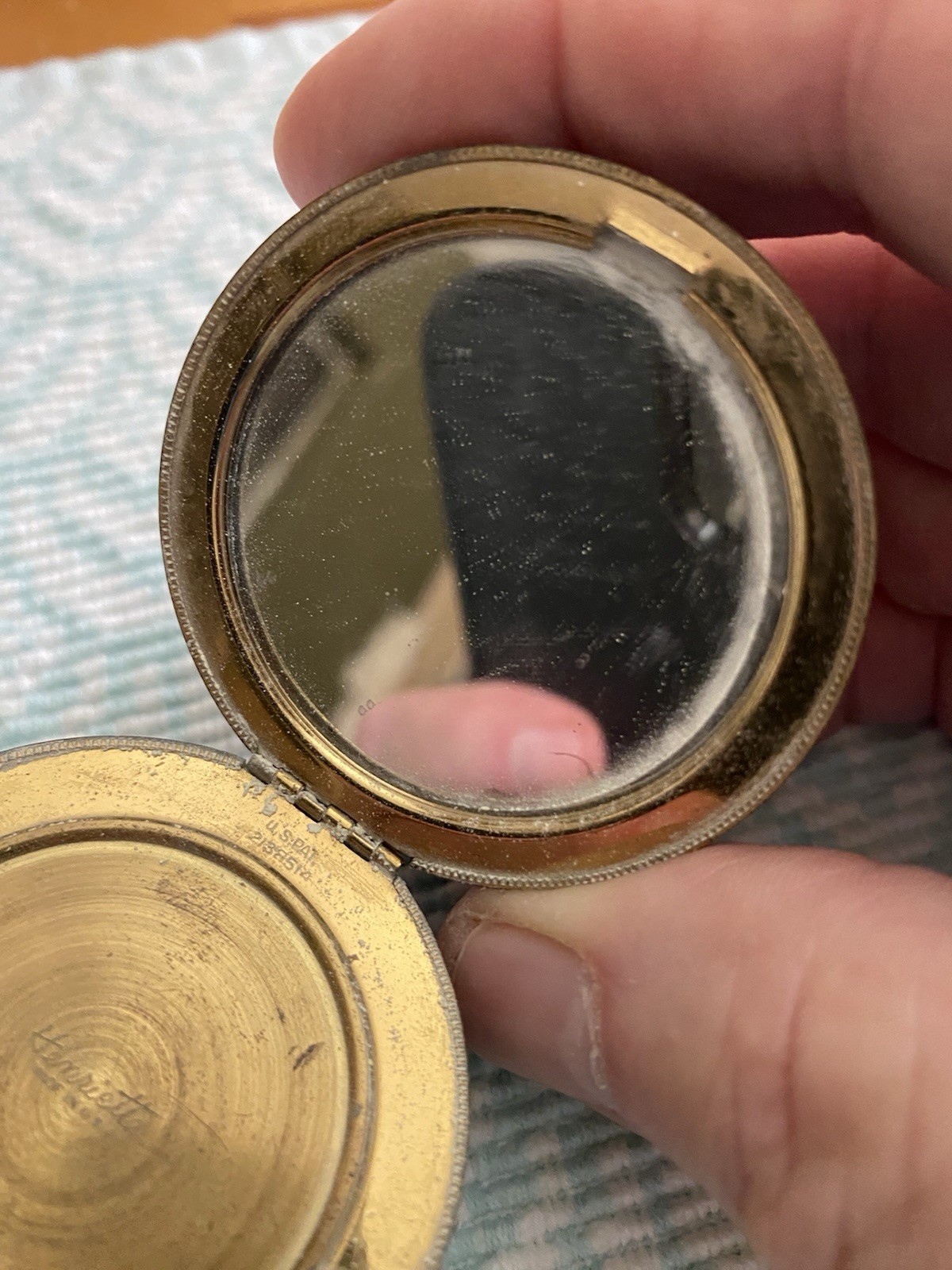 8 Ball Vintage Woman’s Compact Case -Henriette 8 Ball Compact