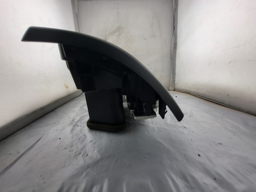 2004 - 2006 OEM ACURA TL DASH AIR VENT BEZEL WITH CLOCK DISPLAY HAZARD SWITCH - Picture 4 of 7