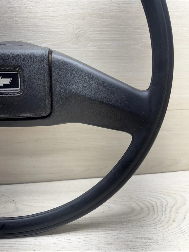 1973-1986 Chevrolet Steering Wheel Silverado K5 Blazer C10 K10 C20 K20 OEM - Image 4 of 4