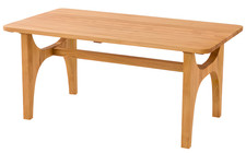 Eleganter brauner Esstisch aus Holz für stilvolle Essbereiche