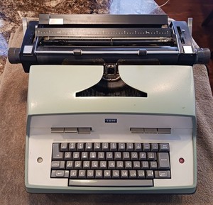 Electric Typewriter Ibm | eBay