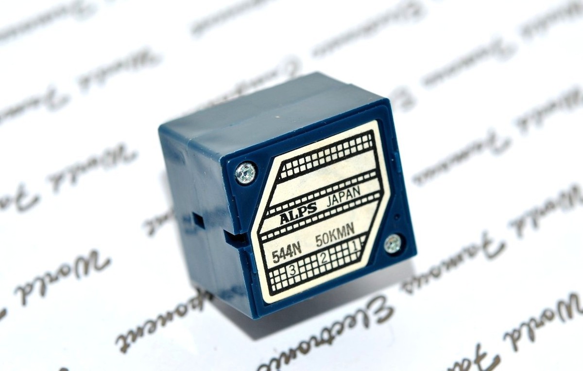 1pcs - ALPS RK27 50KMN Balance Dual Potentiometer knurled