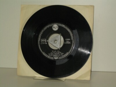 Vinyl Single Elvis Presley:  Make Me Know It / O Sole Mio