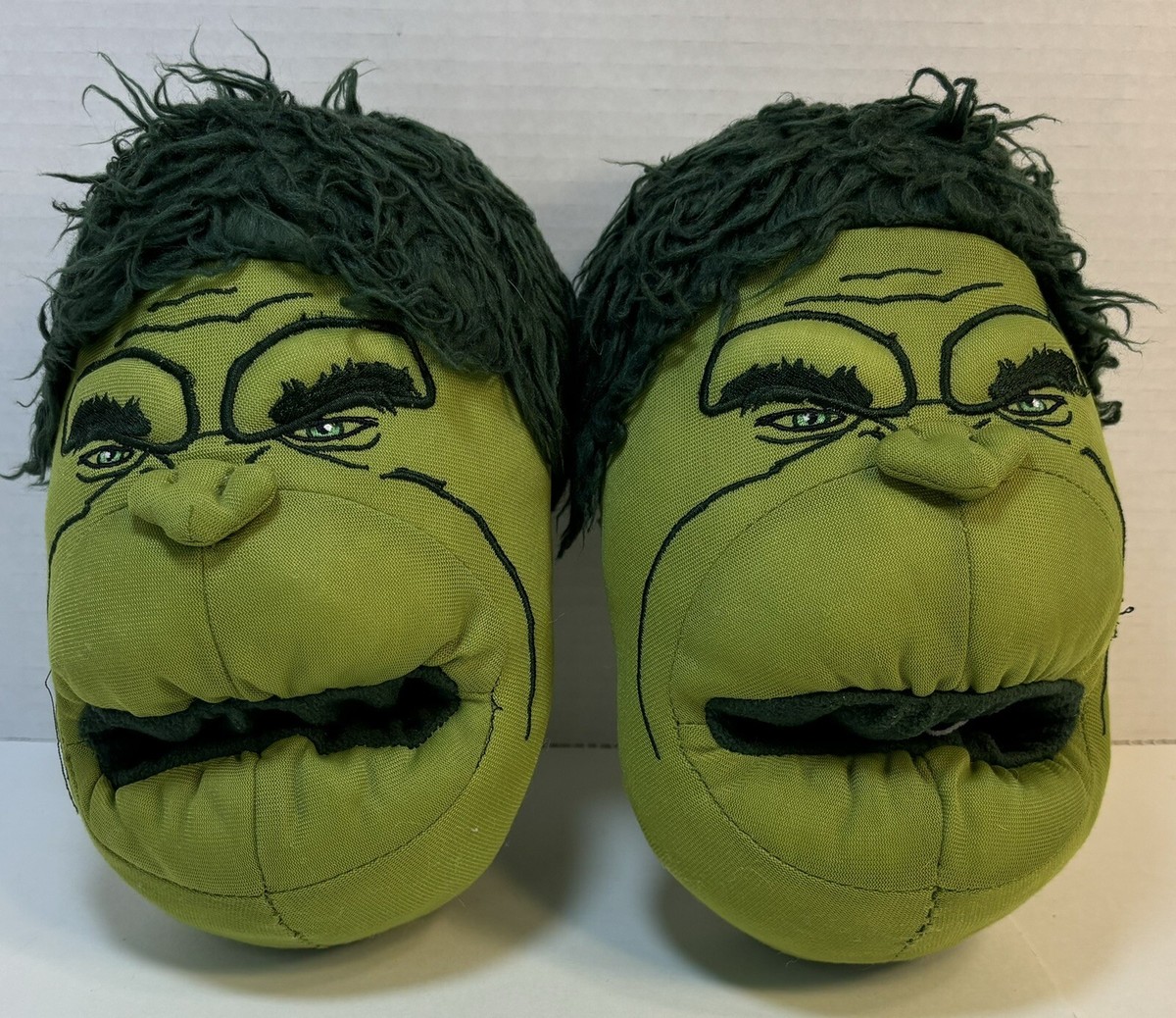The Incredible Hulk Bootie Slippers Kids Size 13 Marvel Disney