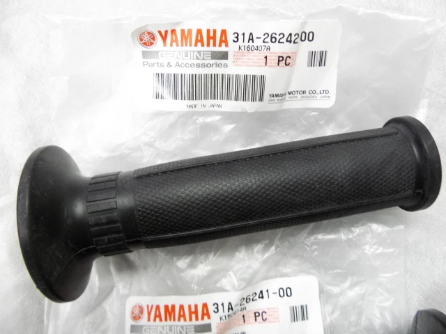 Yamaha RD350YPVS RZ350 Handlebar Grips 31A-26241-00 OEM Throttle 31A-26242-00 Foto 2 de 4