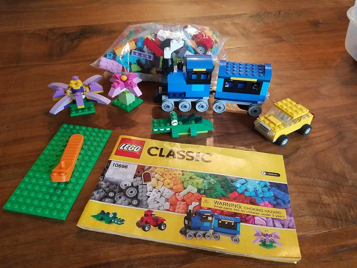 LEGO Classic 10696 Medium Creative Brick Box