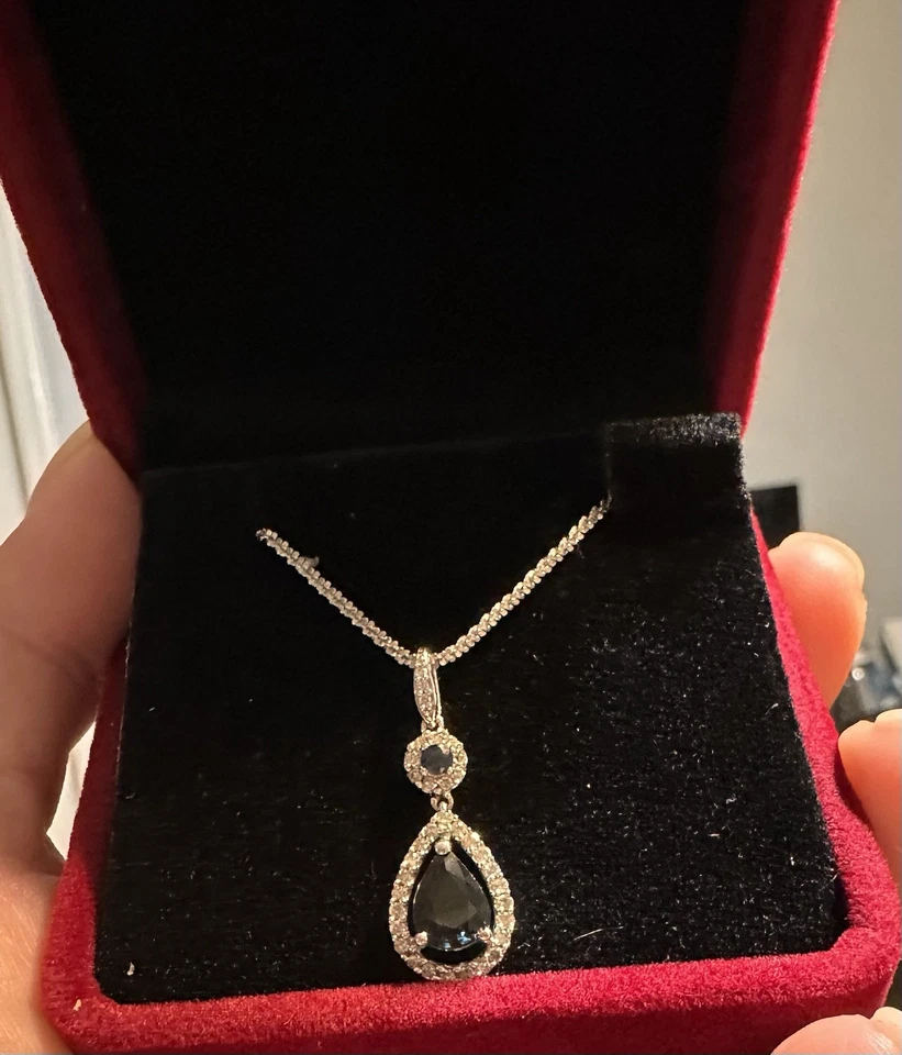 COLLAR COLGANTE ORO BLANCO 14K ZAFIRO GENUINO Y DIAMANTES CON CADENA USADO Foto 3 de 4