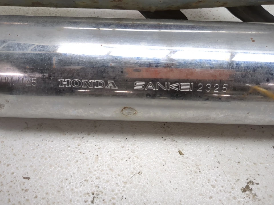 94-04 Honda VF750C Magna 750 Silenciador Escape Derecho Latas B Foto 4 de 4