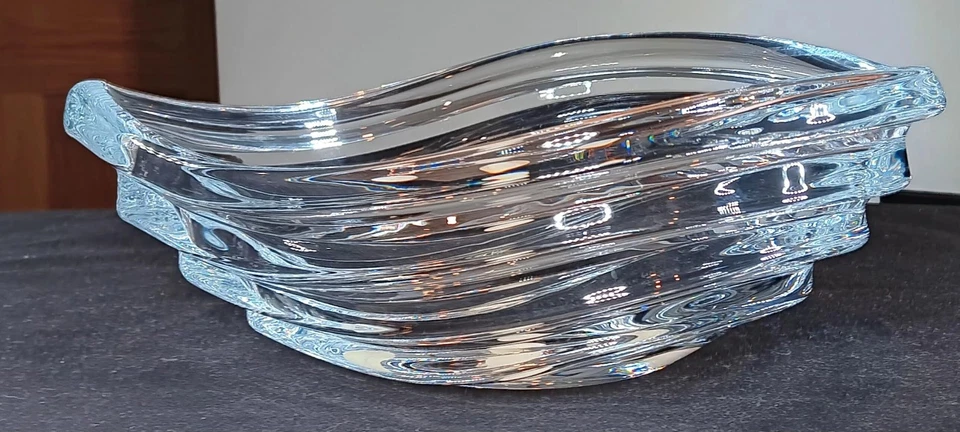 Large Bohemia Art Glass Crystal Wave Bowl Centre Piece 300mm - Image 3 of 4