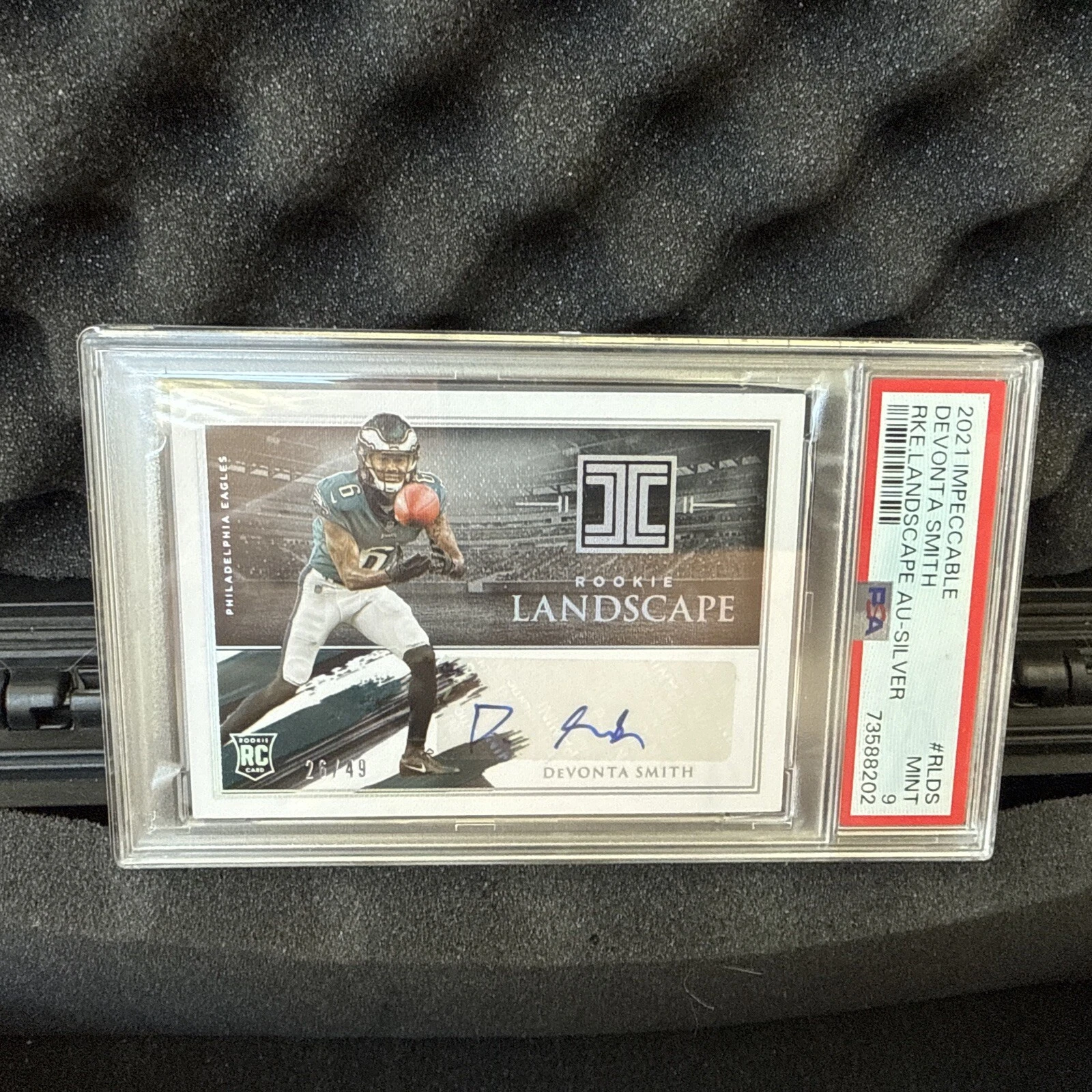 DeVonta Smith Panini Impeccable Rookie Landscape Autographs #RLDS Silver