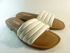 CUSHIONAIRE Women shoes sandals White Slide Flat Size 8 SKU 11804