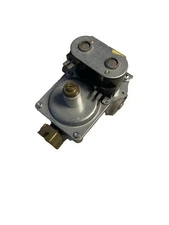 Speed Queen Dryer Gas Valve 58804 58804P  60353 51050G 60353 D517496 (USED)