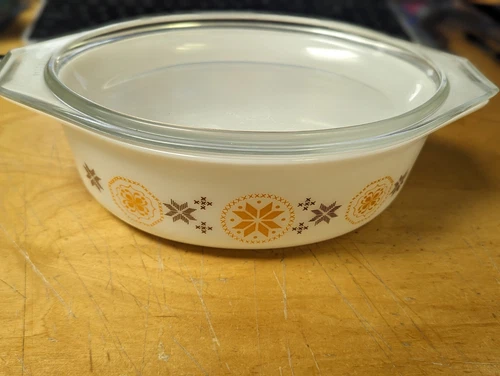 Vintage PYREX 043 TOWN & COUNTRY 1.5 QT Oval Casserole Dish 943C w/ Lid