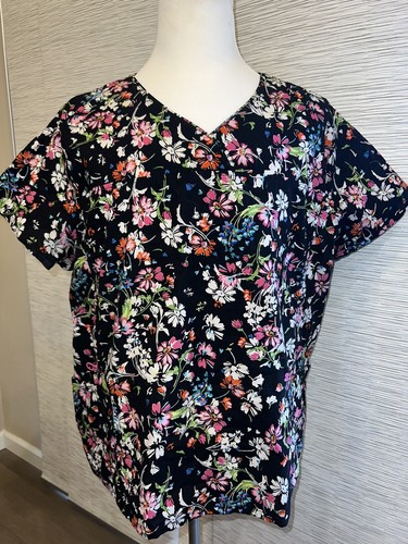 ScrubStar Women’s Scrub Top Modern Floral Short Sleeve Multicolor Sz 3XL / NWOT - Picture 2 of 9