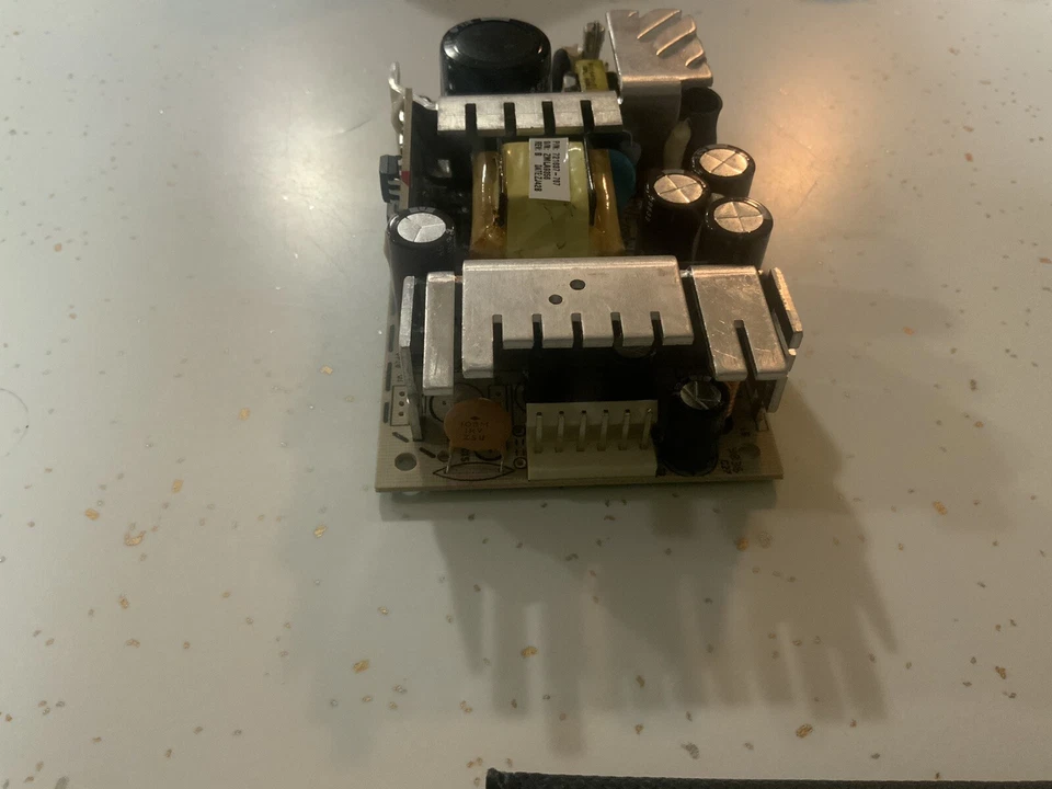 Artesyn Embedded power NLP65-7629 ac/dc converter 5v , 12v 65w - Image 4 of 4