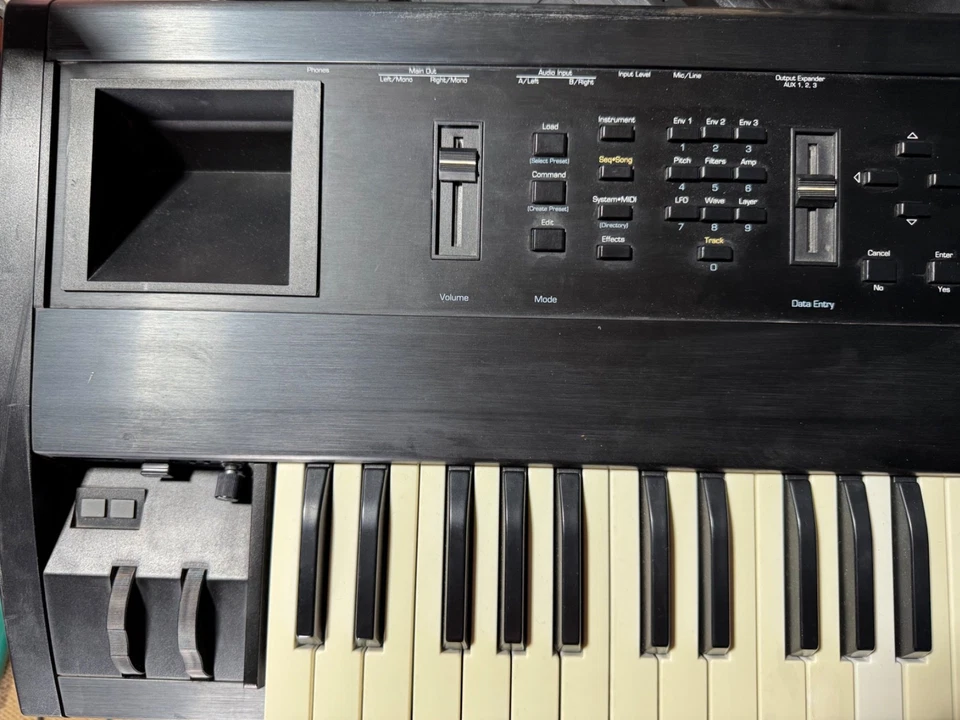Ensoniq ASR-10 Sampler mit SCSI u. Gotek OLED USB - seltene Gelegenheit! - Bild 2 von 4