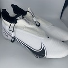 Foto 1 di 7