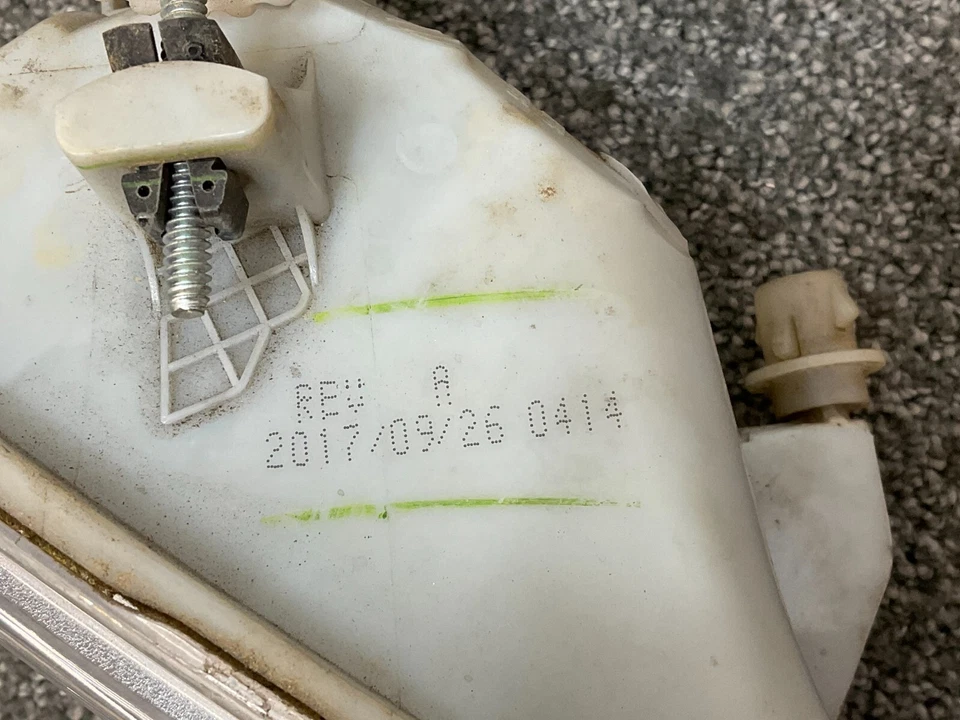 ✅ Faro antiniebla halógeno delantero izquierdo OEM DODGE RAM 2500-3500 2009-2018 55372735AB Foto 3 de 4