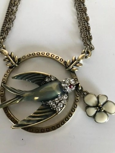 Nuevo Collar Colgante Nica Golondrina Pájaro Antiguo Latón Brillante Estrás - Imagen 4 de 8