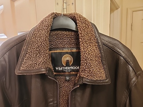 WEATHERPROOF GARMENT COMPANY Leather Coat Mid-Length, Size Medium. - Picture 22 of 23
