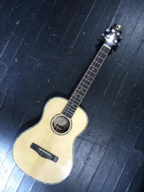 Used discount baritone ukulele