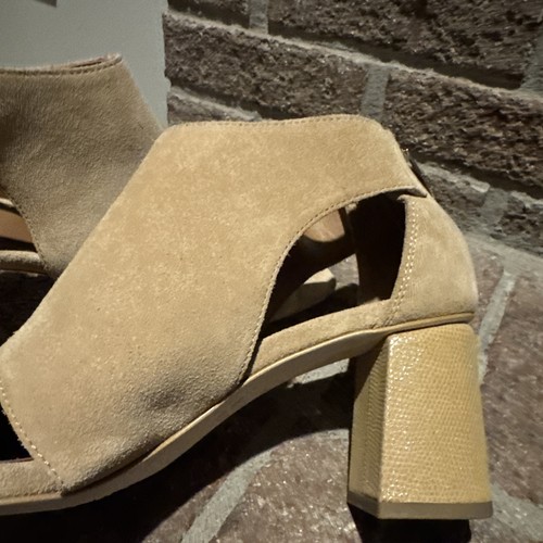 Donald J Pliner Perra Women 10M Shoes Tan Suede Slip On Zip Block Heel Sandals - Picture 10 of 24