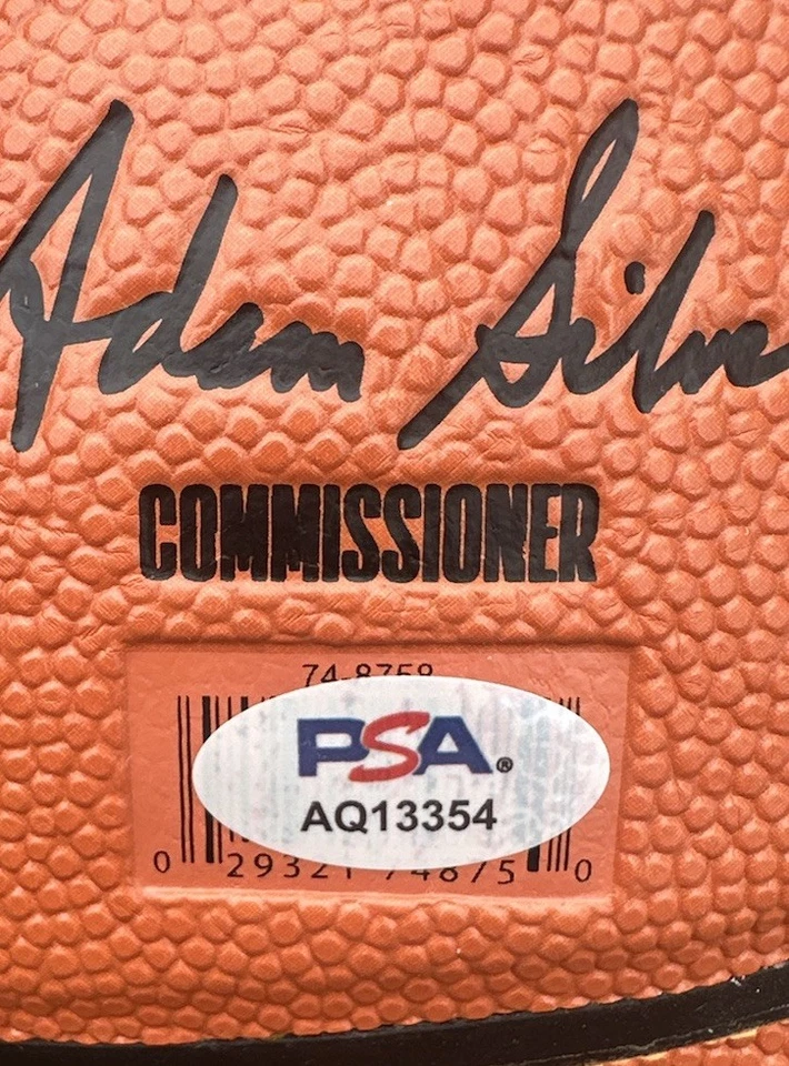 HAKEEM OLAJUWON #34 HOUSTON ROCKETS SIGNED NBA BASKETBALL PSA/DNA HOF - Image 2 of 3