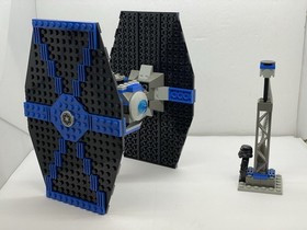 Lego Star Wars 7146 TIE Fighter plus instruction manual, Stormtrooper is MISSING